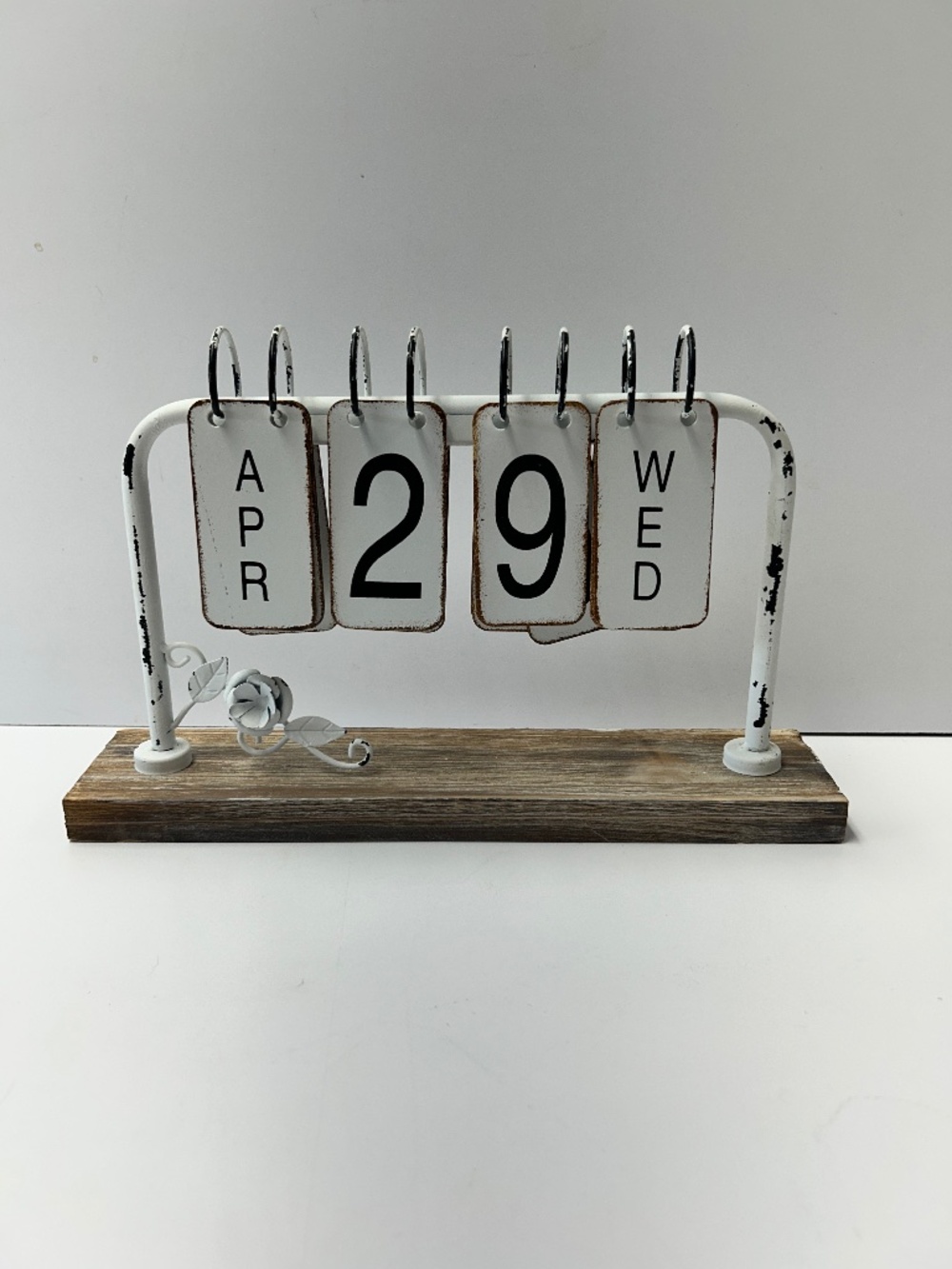 Farmhouse Style Perpetual Flip Calendar Metal Wooden Distressed Look